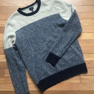 NWOT J Crew 100% lamb wool sweater, men L